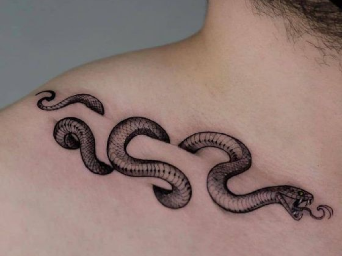 93 Feisty Collarbone Tattoo Ideas That Cater To Everyone And Anyone! –  Tattoo Inspired Apparel